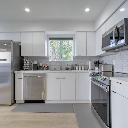 Modern Apartment In Studio City ロサンゼルス エクステリア 写真
