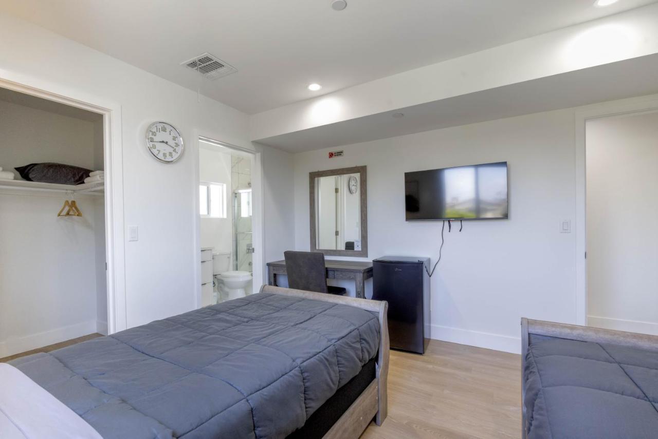 Modern Apartment In Studio City ロサンゼルス エクステリア 写真