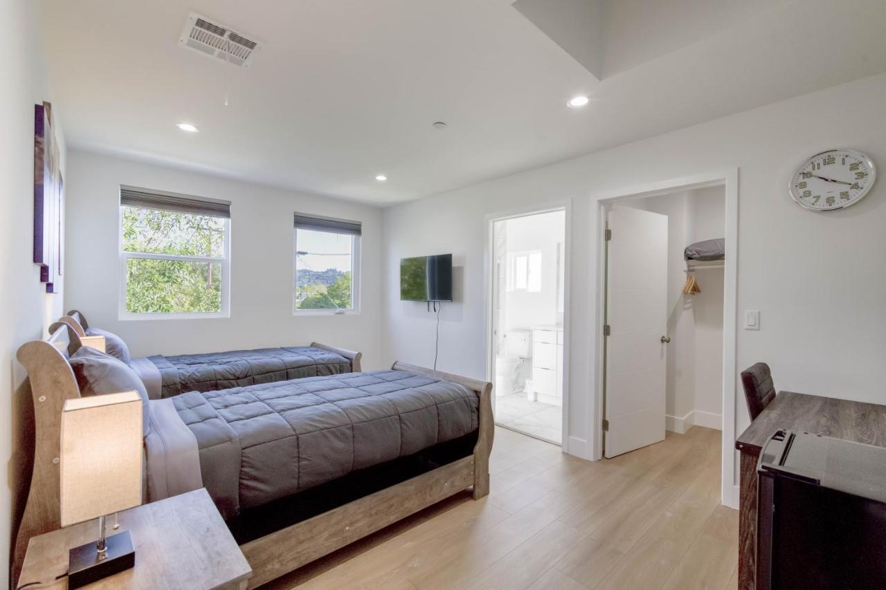 Modern Apartment In Studio City ロサンゼルス エクステリア 写真