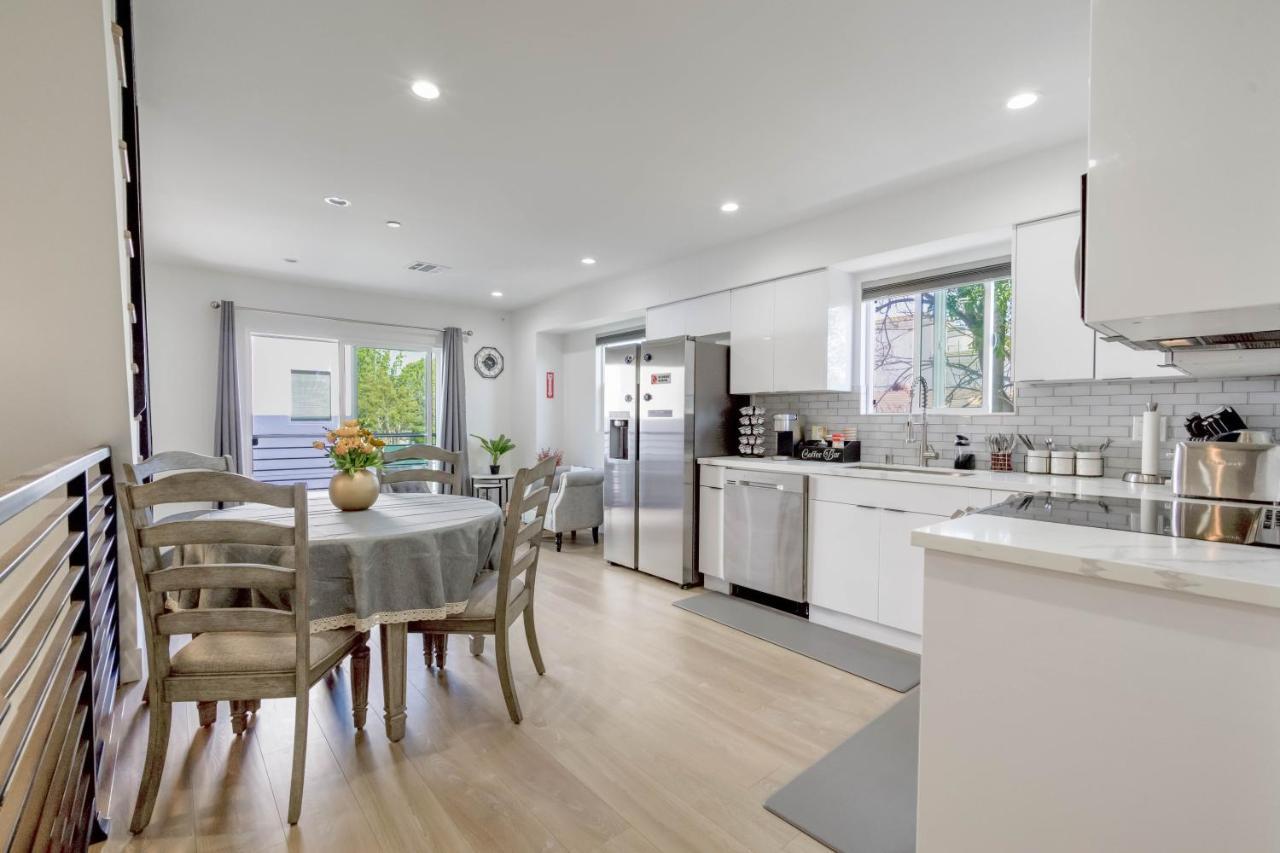 Modern Apartment In Studio City ロサンゼルス エクステリア 写真
