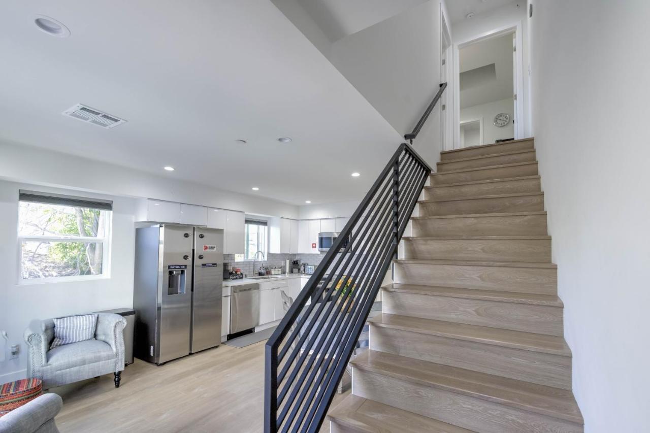 Modern Apartment In Studio City ロサンゼルス エクステリア 写真